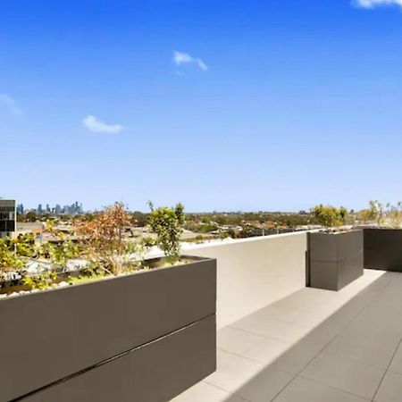 New Spacious 2 Bedroom With Gorgeous City Views Melbourne Luaran gambar