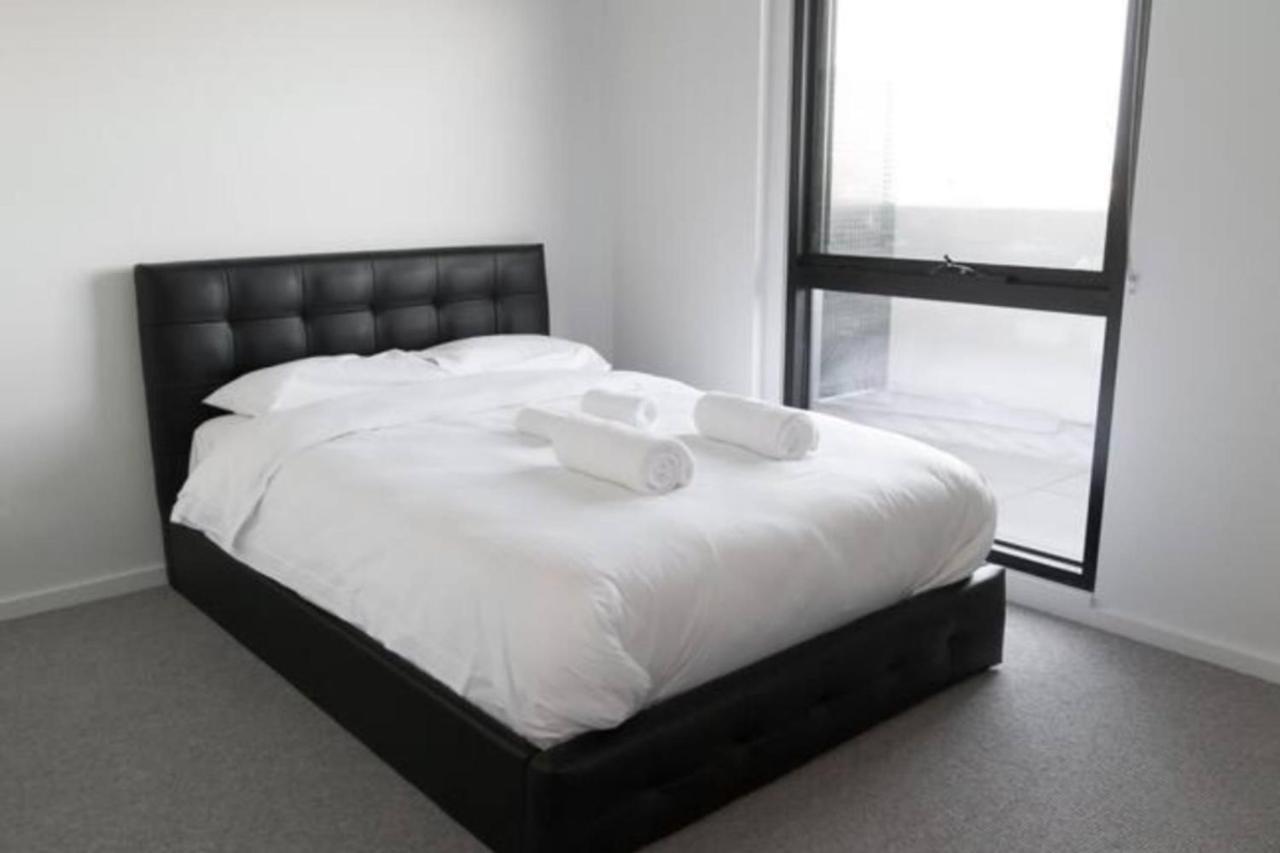 New Spacious 2 Bedroom With Gorgeous City Views Melbourne Luaran gambar